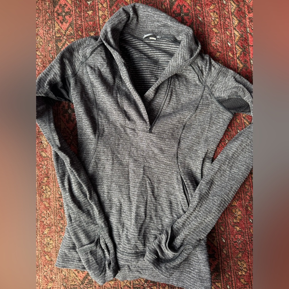Size 4 Lululemon base layer